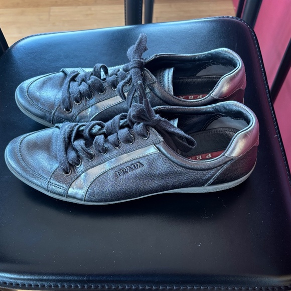 PRADA BLUE SILVER SNEAKERS SIZE 39.5 - Picture 1 of 3